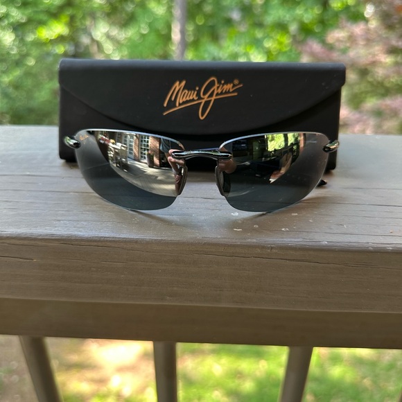 Maui Jim sunglasses - Picture 1 of 4